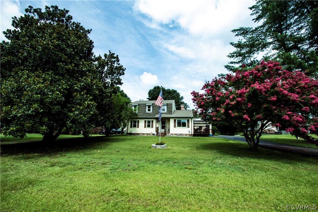 7287 Walnut Grove Drive - Photo 1