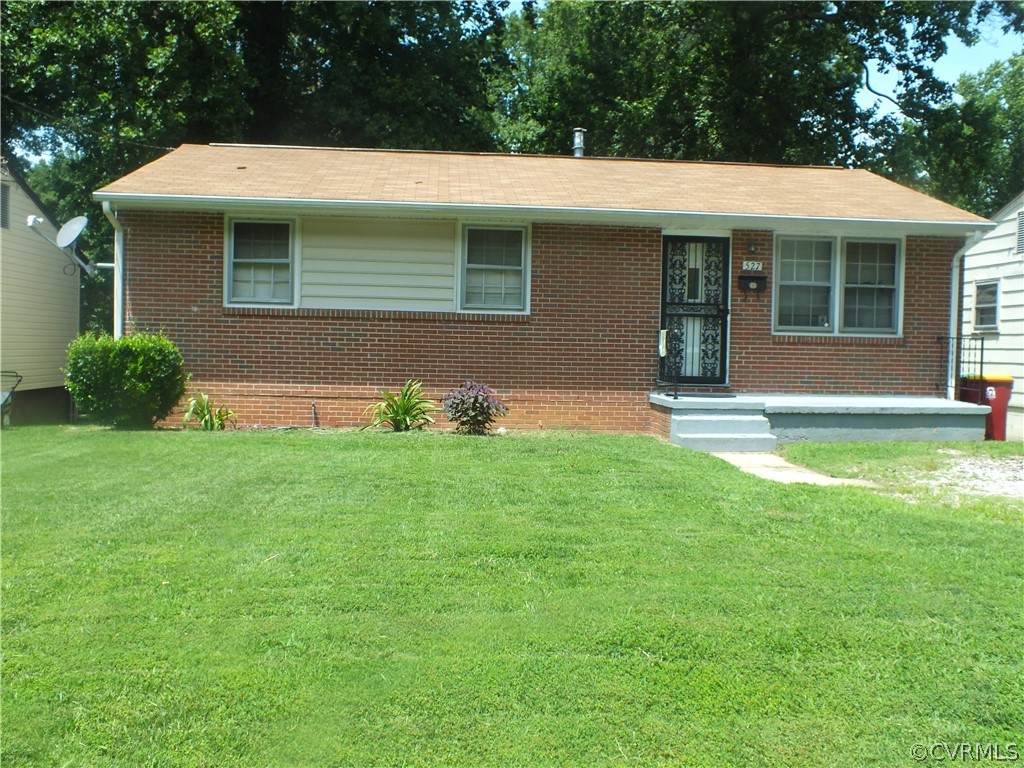 527 Windham Street - Photo 1