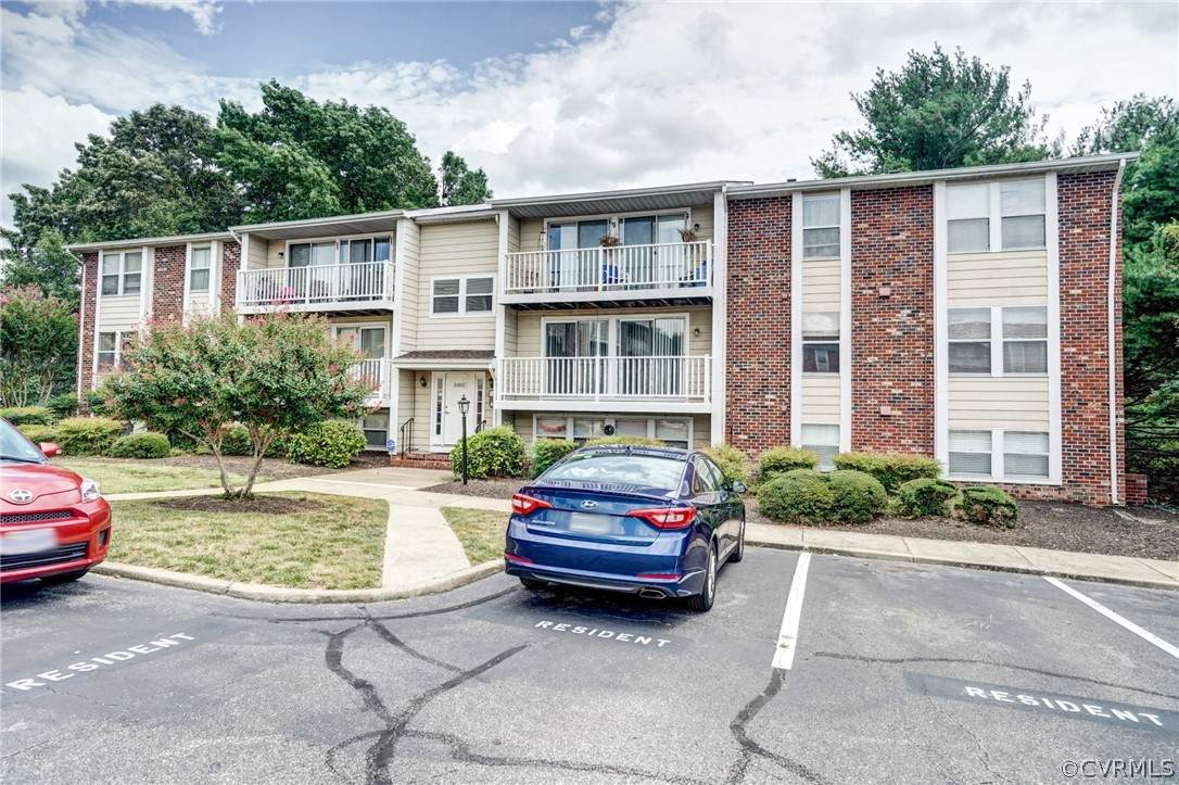 8406 Donovan Court - Photo 1
