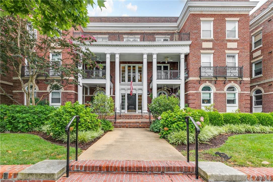 505 Davis Avenue - Photo 1