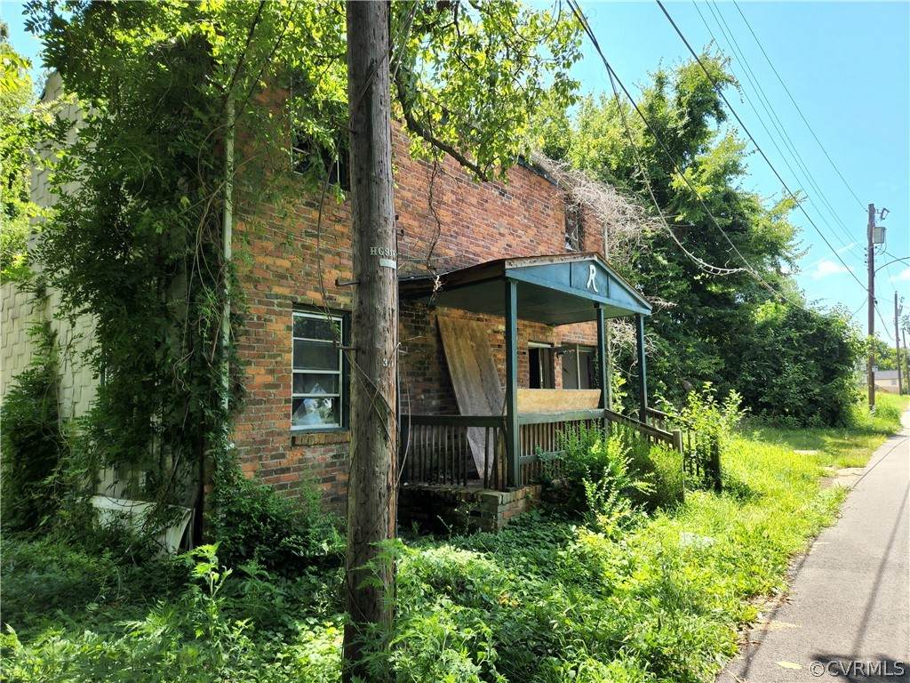 130 Kentucky Avenue - Photo 1
