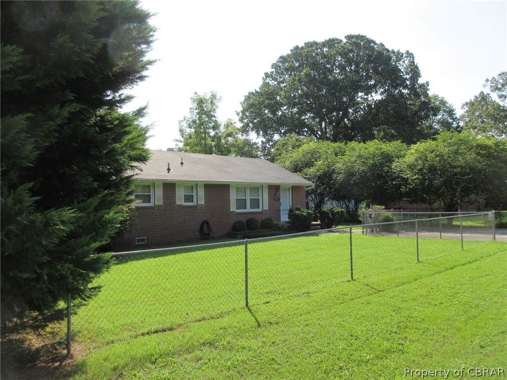 203 Kentucky Drive - Photo 1