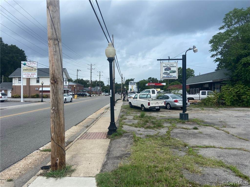 300 Nine Mile Road - Photo 1