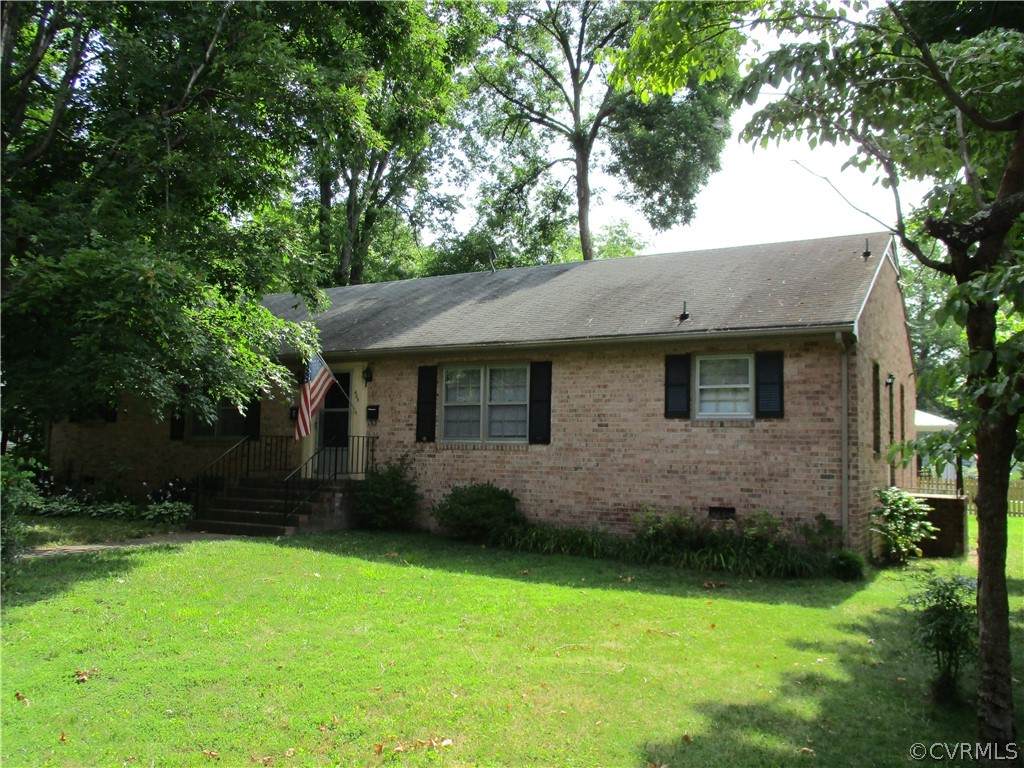 403 James Street - Photo 1