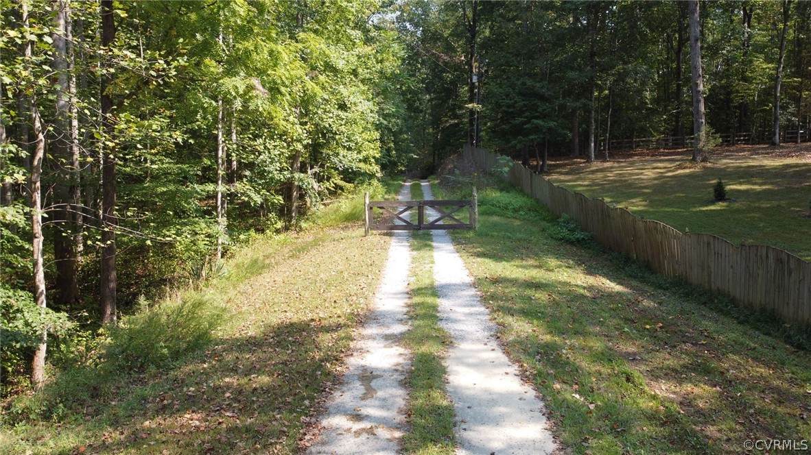 7900 Flannigan Mill Road - Photo 1
