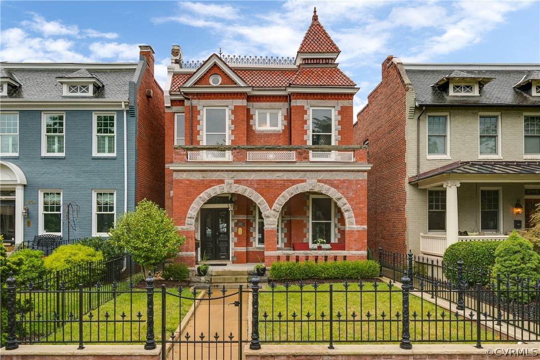 2107 Grove Avenue - Photo 1