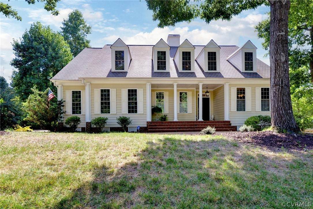 223 Woburn - Photo 1
