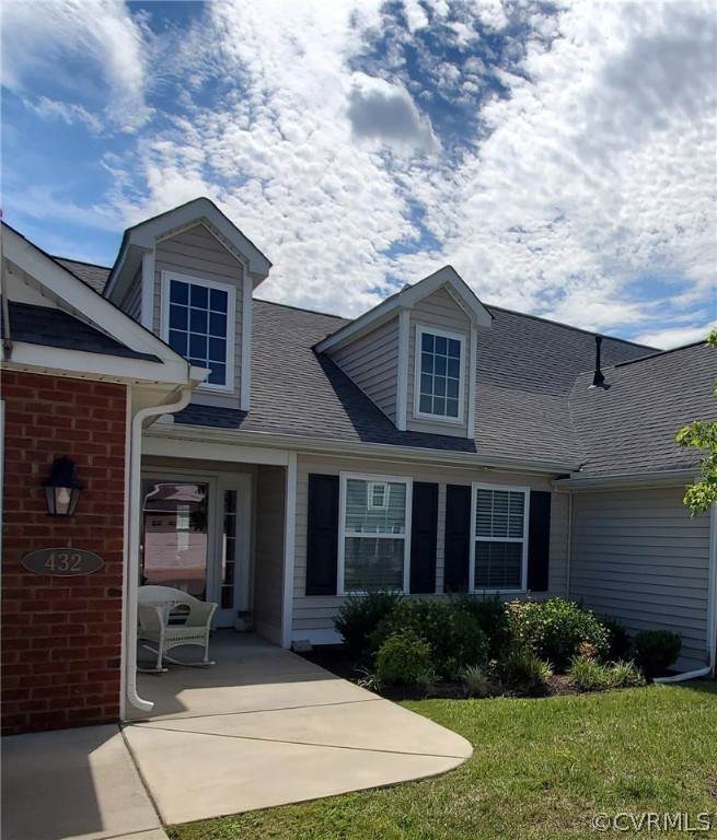 432 Sara Court - Photo 1