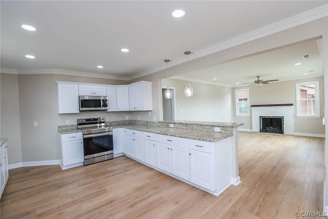 919 Augusta Avenue - Photo 1