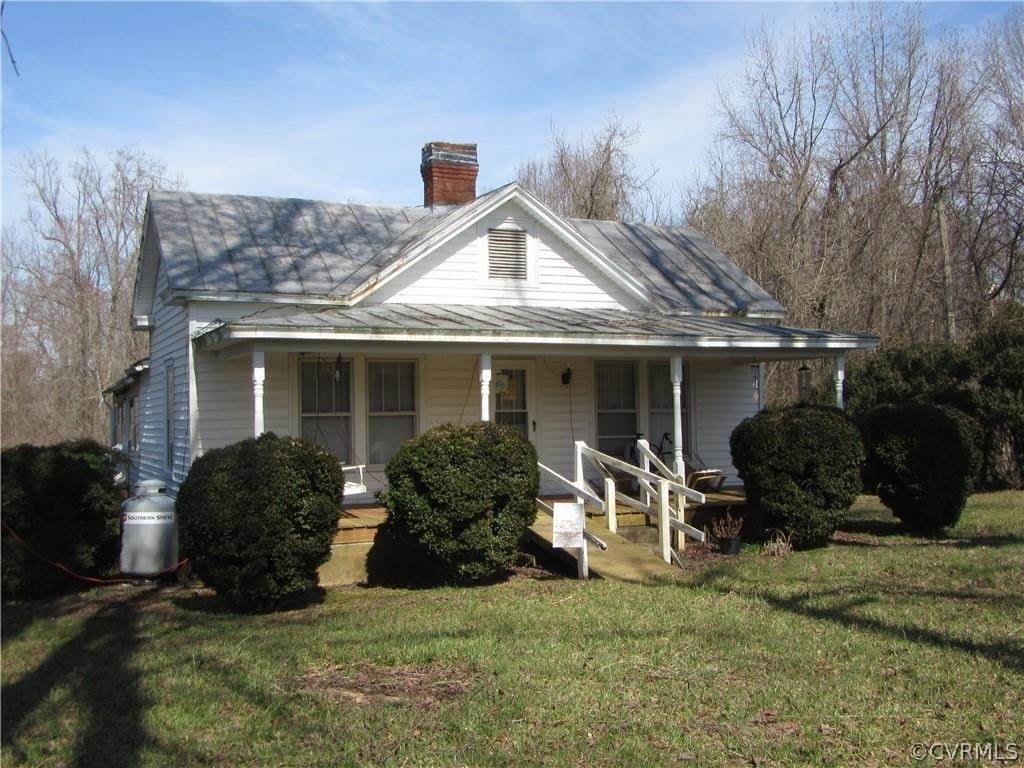 17200 Amelia Avenue - Photo 1