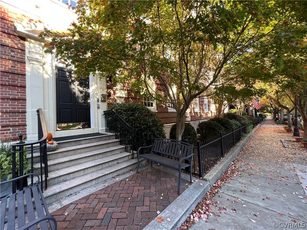 1524 Avenue U22 - Photo 1