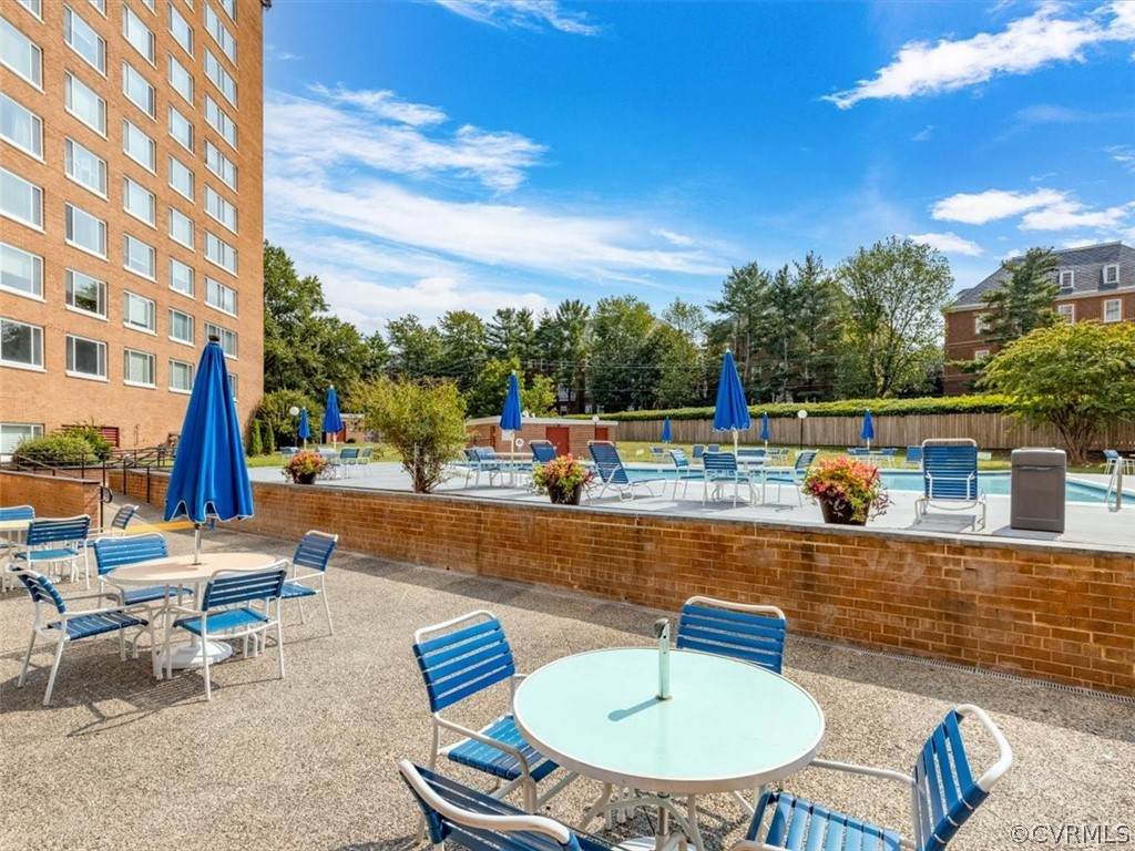 5100 Monument Avenue - Photo 1