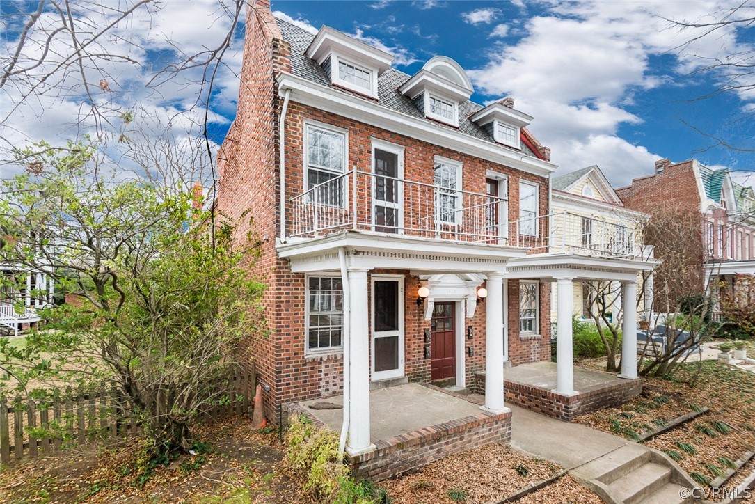 2313 Grace Street - Photo 1