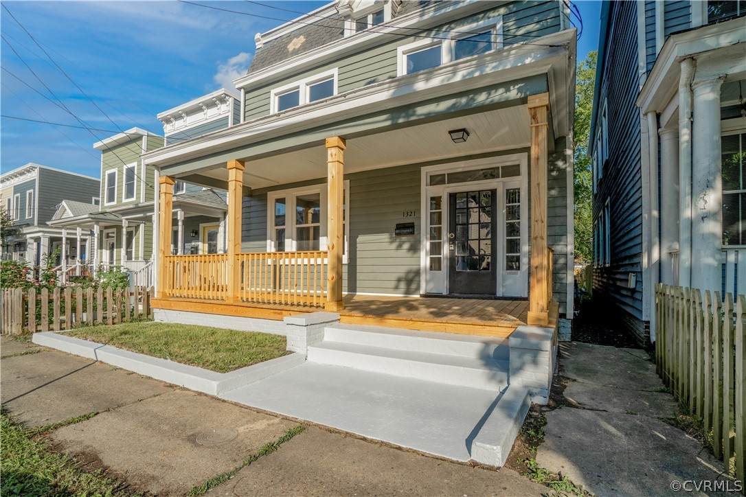 1321 28th Street - Photo 1