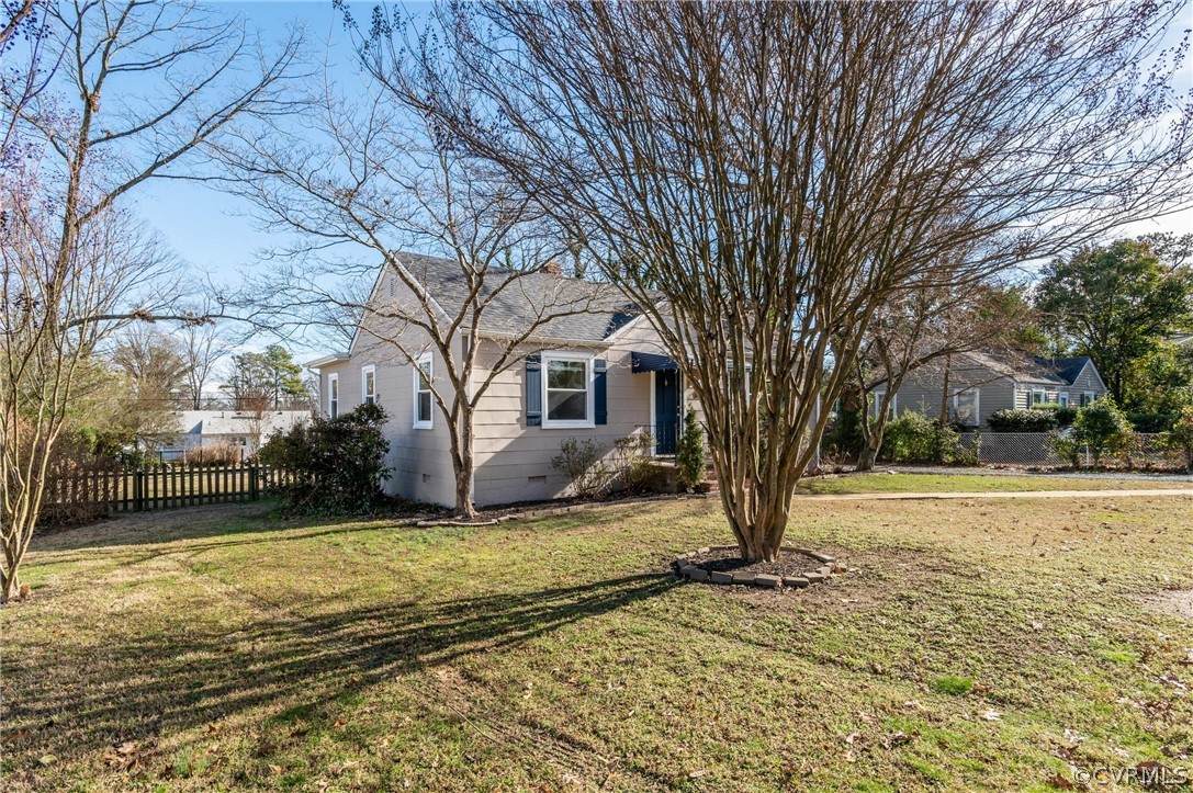 1605 Brigham Road - Photo 1