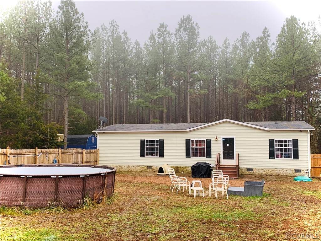 105 Carriage Hill Road - Photo 1