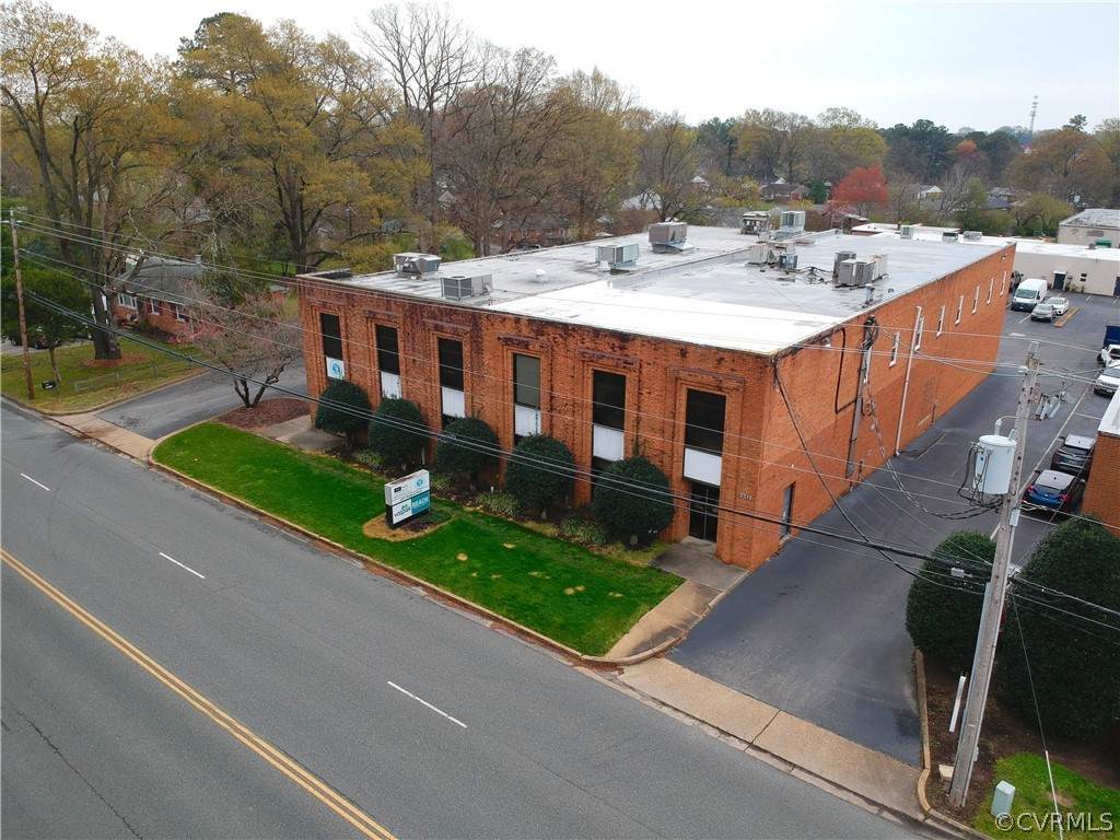 2211 Dickens Road - Photo 1