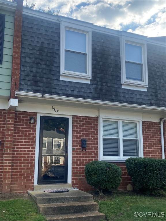 1817 Regal Drive - Photo 1