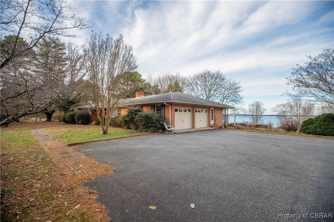 436 Hibble Road - Photo 1
