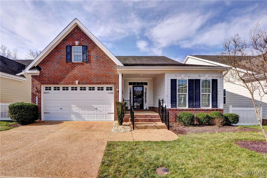 3644 South Square - Photo 1