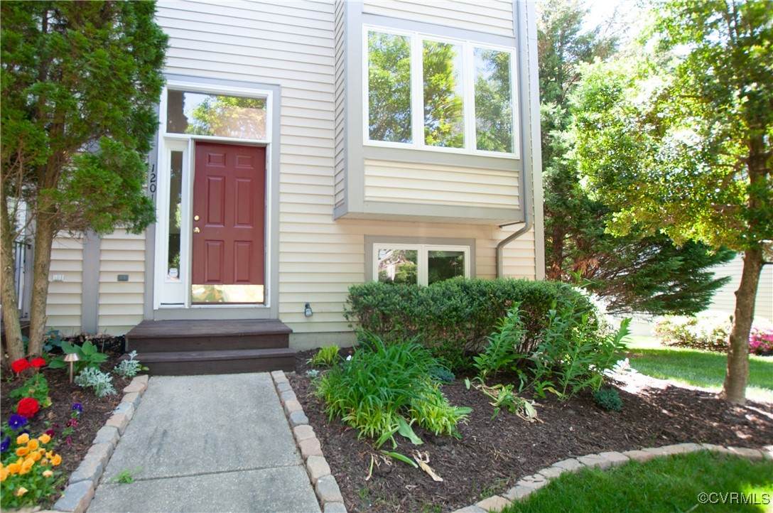 12011 Shore View Drive - Photo 1