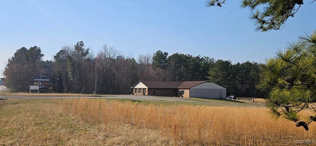 302 Colonial Trail Highway - Photo 1
