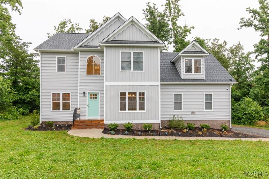 207 Eliza Lane - Photo 1
