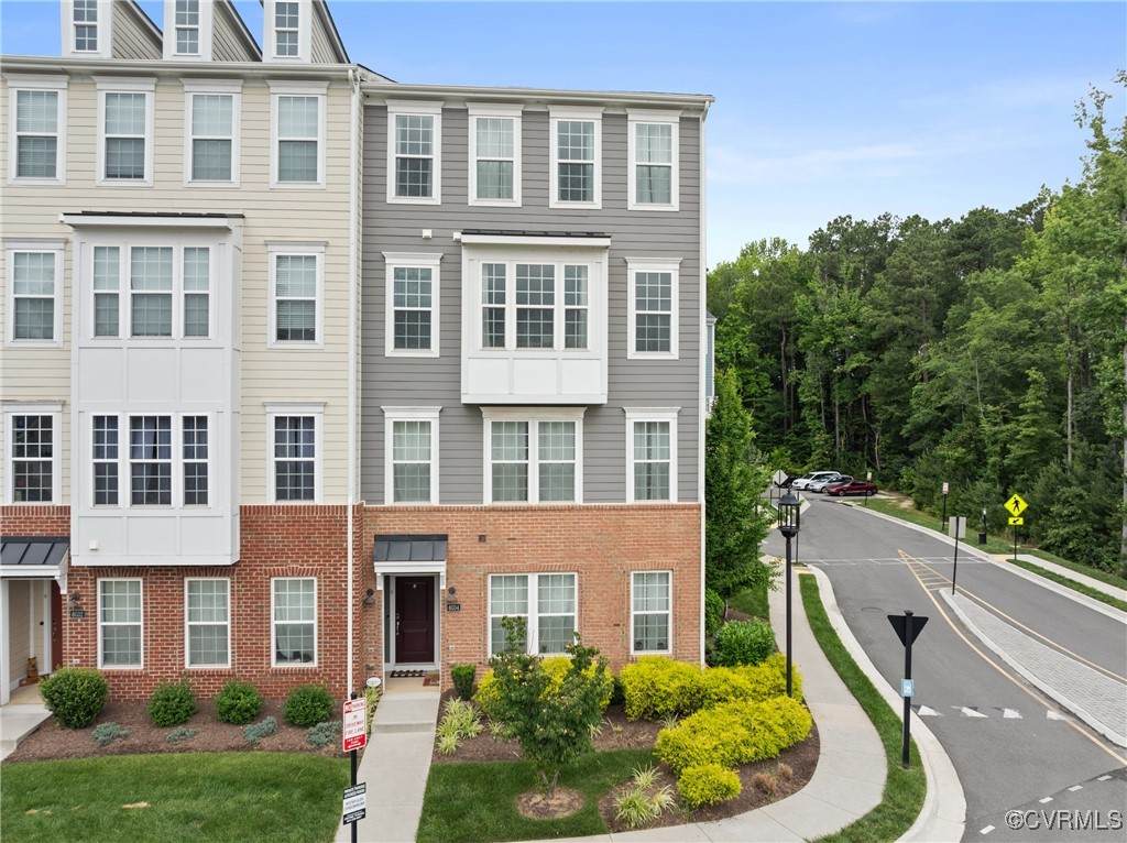 8034 Wistar Glen Drive - Photo 1