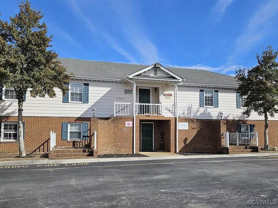 11923 Centre Street - Photo 1