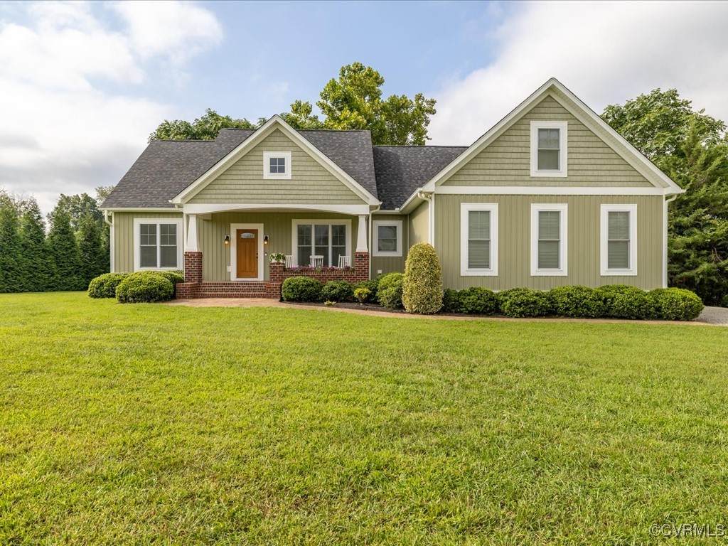 1130 Sparrows Lane - Photo 1