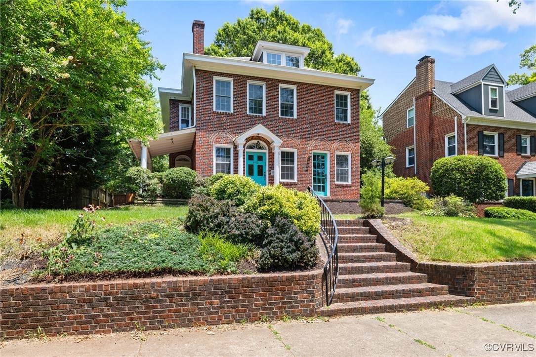 4402 Monument Avenue - Photo 1