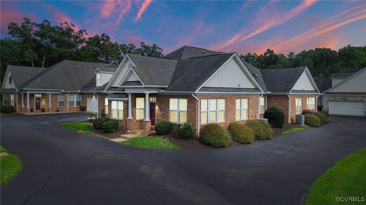 5915 Stonepath Garden Drive - Photo 1