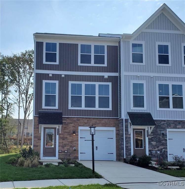 8833 Foxway Ridge Lane - Photo 1