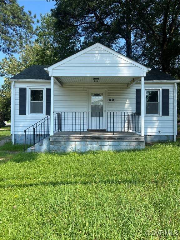 2407 Oaklawn Boulevard - Photo 1