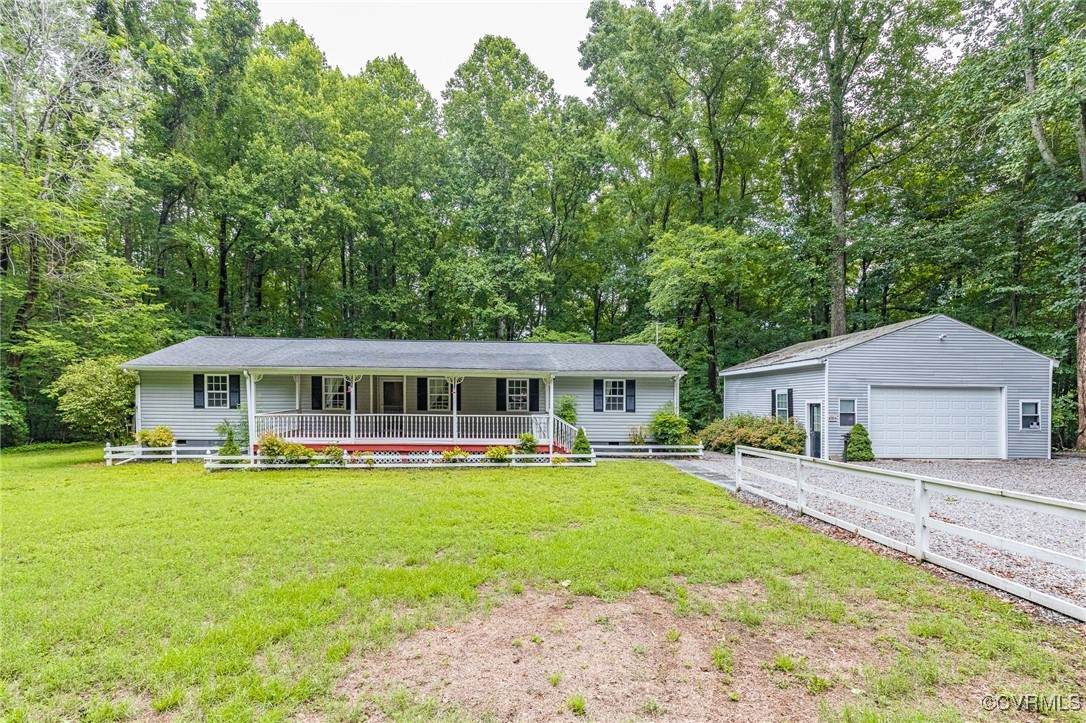 9118 Epps Road - Photo 1