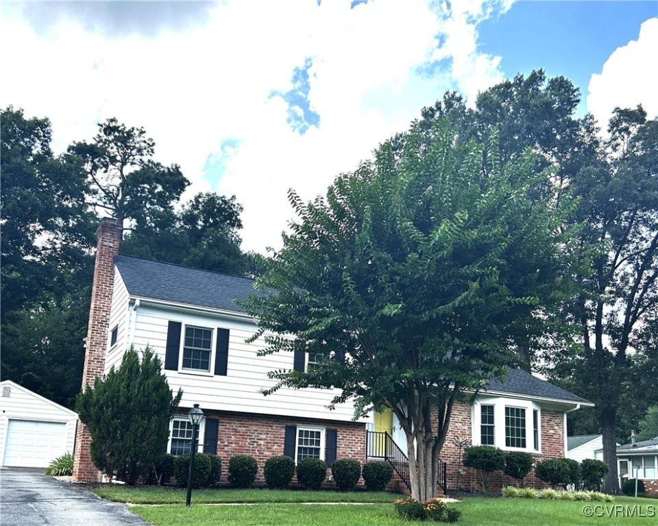 1404 Stoneycreek Drive - Photo 1