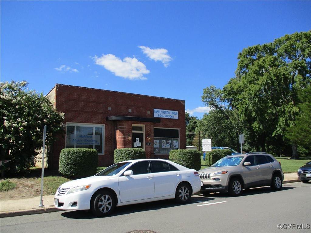 116 Railroad Avenue - Photo 1