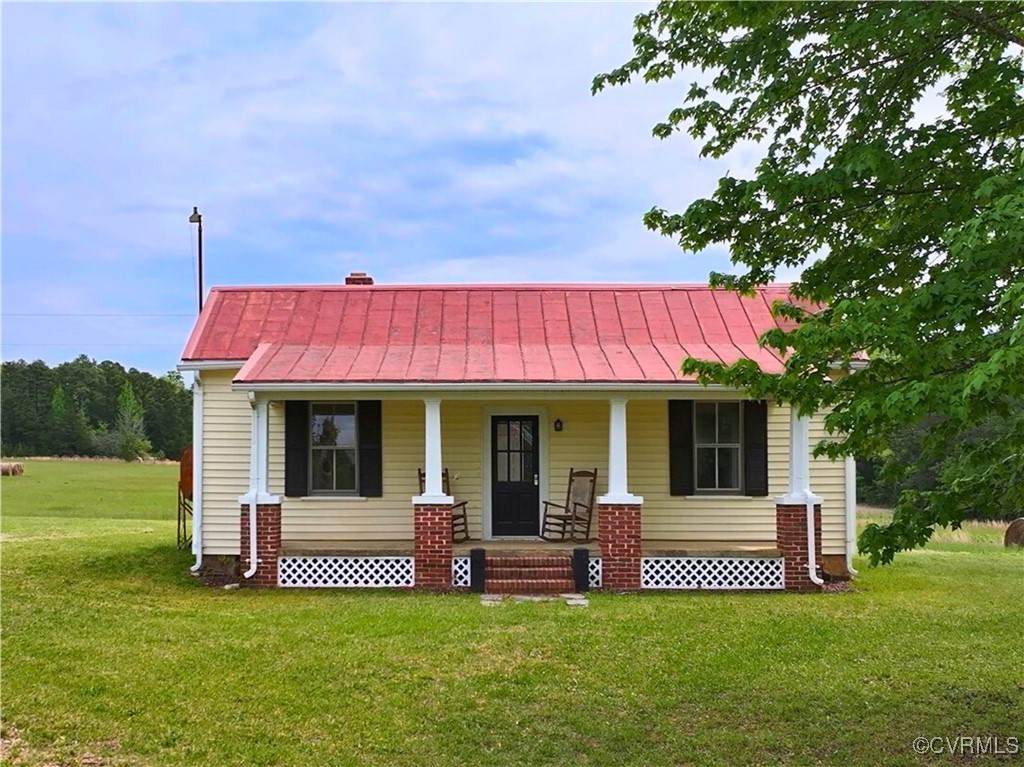 10233 Bill Tuck Highway - Photo 1