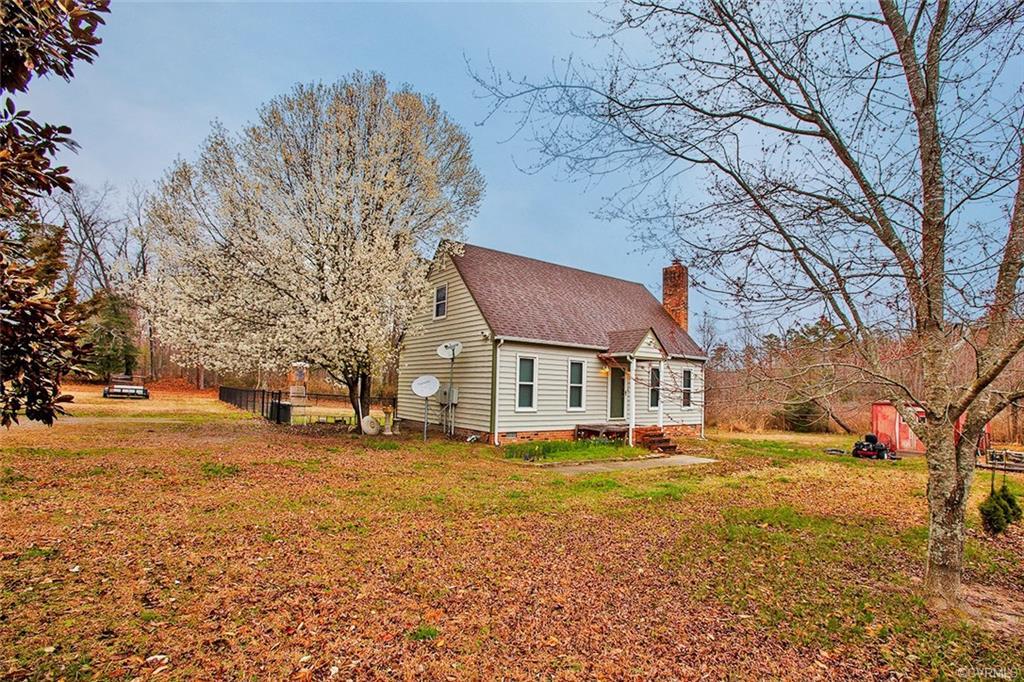 508 Spring Grove Road - Photo 1