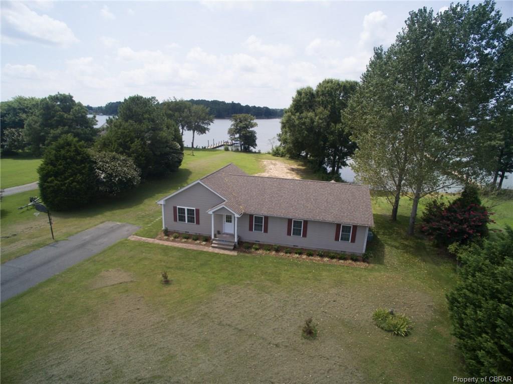 104 Surry Street - Photo 1
