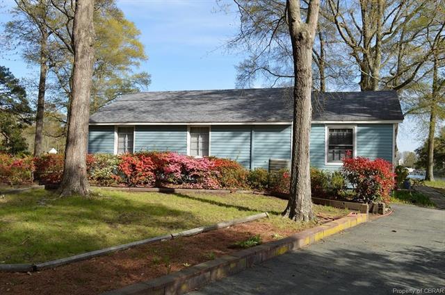 237 Hickory Lane - Photo 1