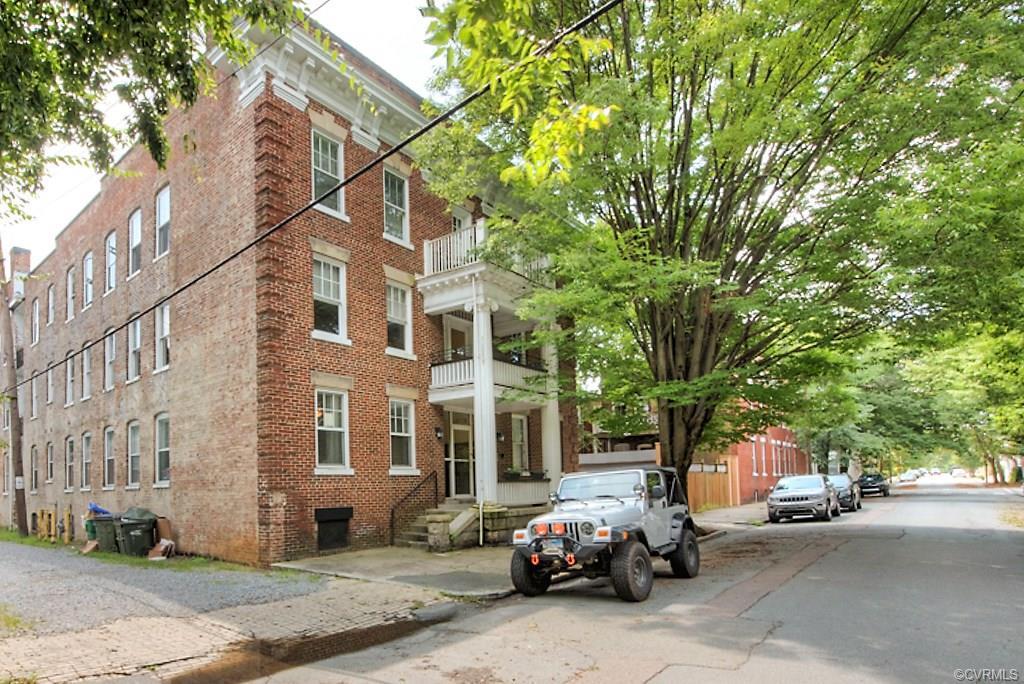 101 Stafford Avenue - Photo 1