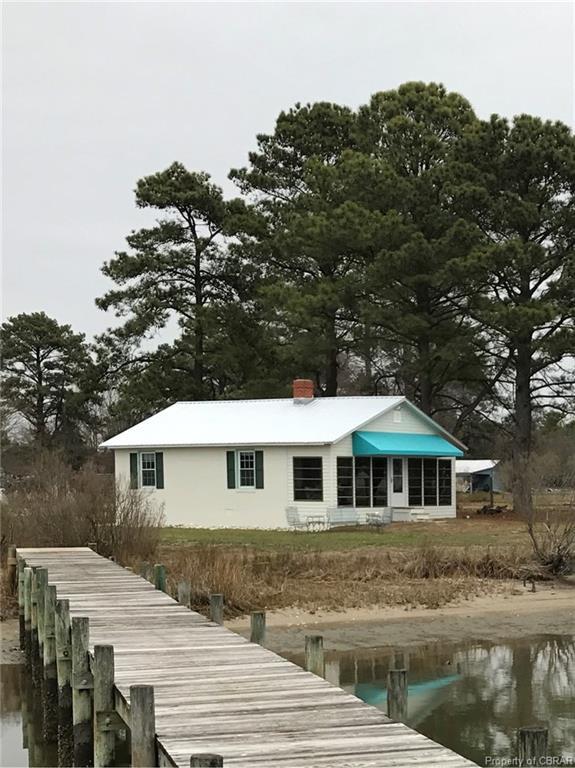 1104 Possum Point Road - Photo 1