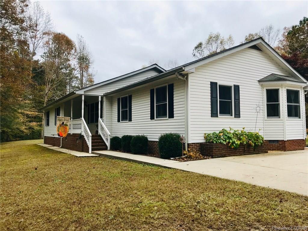6074 Seldon Pond Road - Photo 1