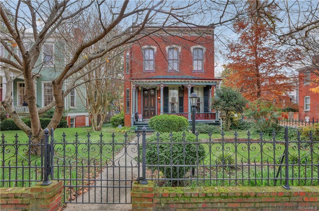 104 Marshall Street - Photo 1