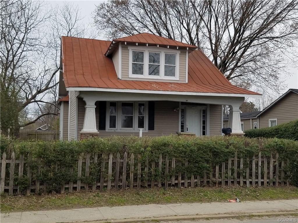 1818 Williamsburg Road - Photo 1