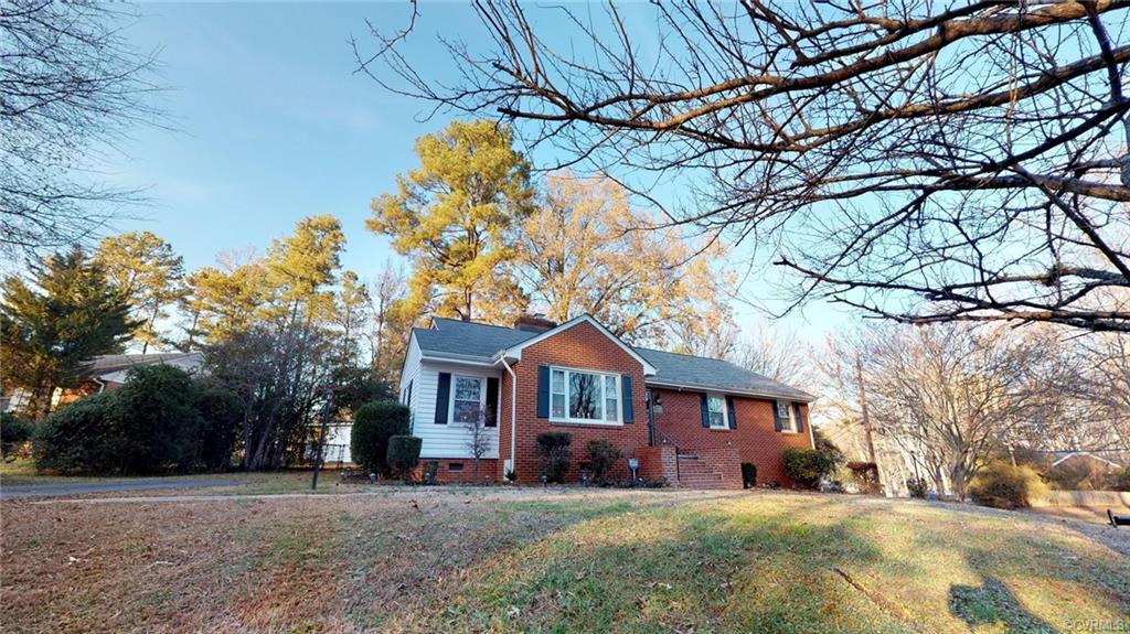 5500 Sue Jean Drive - Photo 1