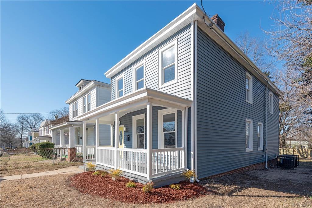 1722 20th Street - Photo 1