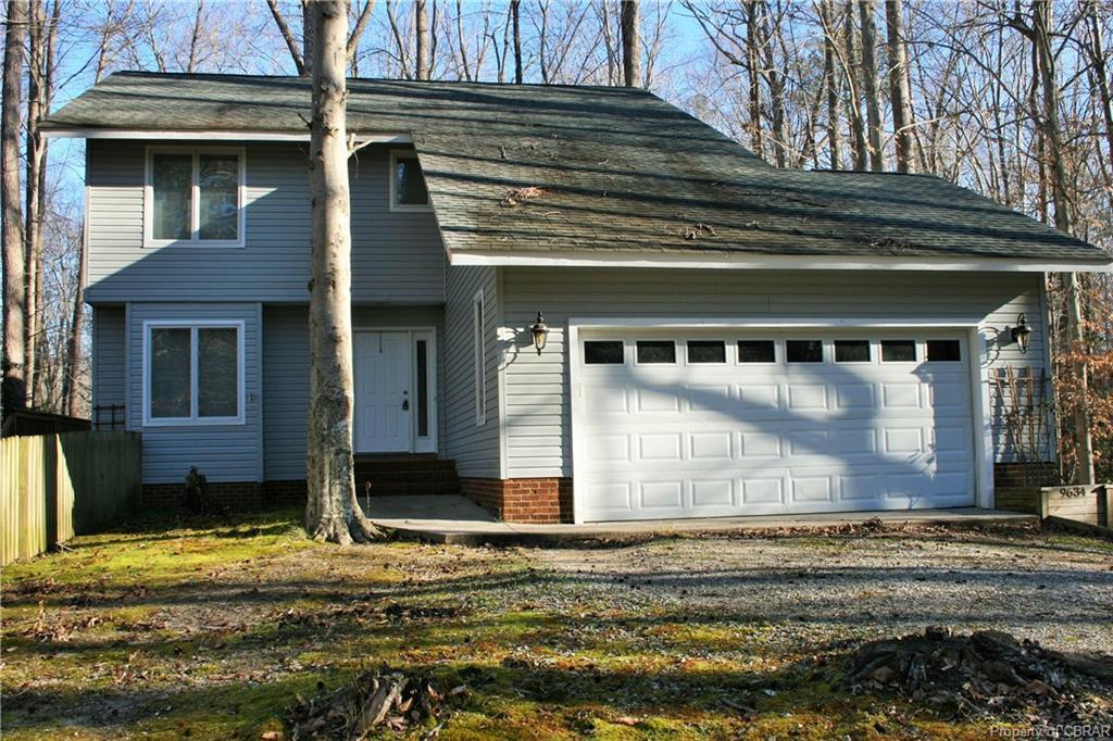 9634 Oakview Drive - Photo 1