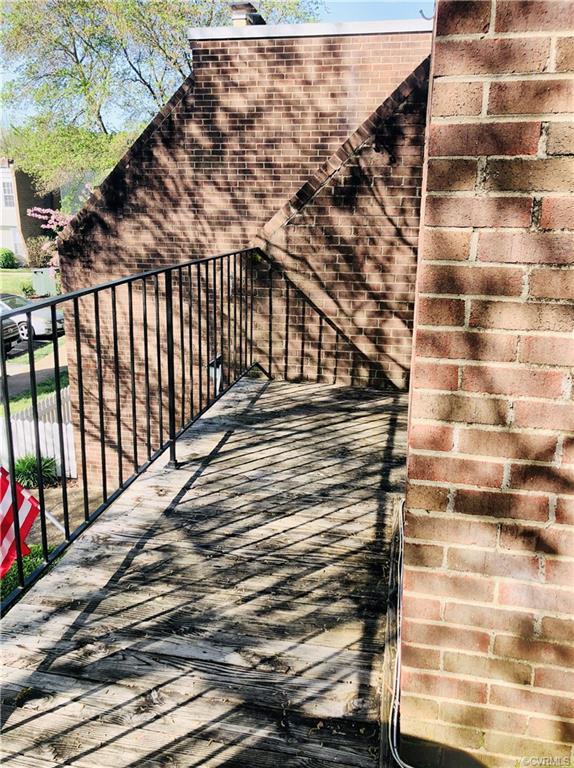 1522 Cross Keys Court - Photo 1